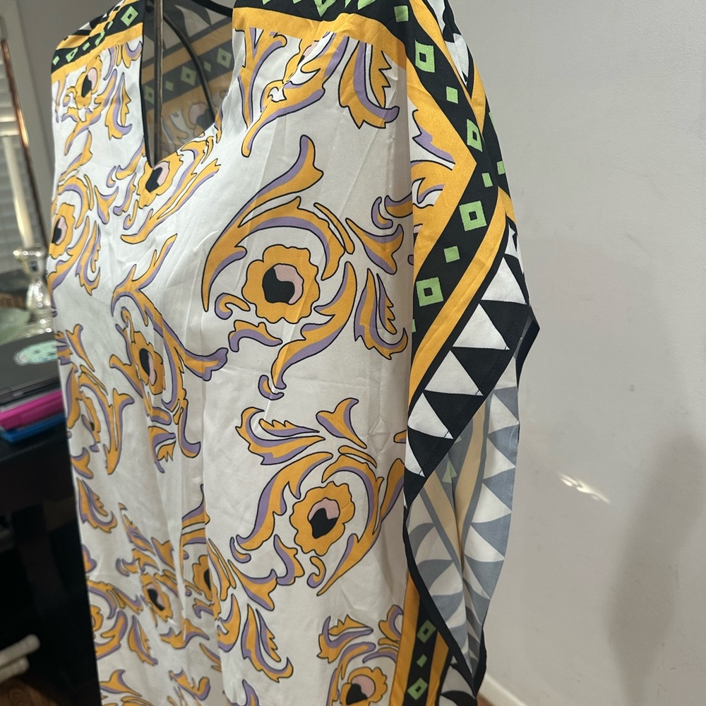 Vibrant Patterned Kaftan - image 2